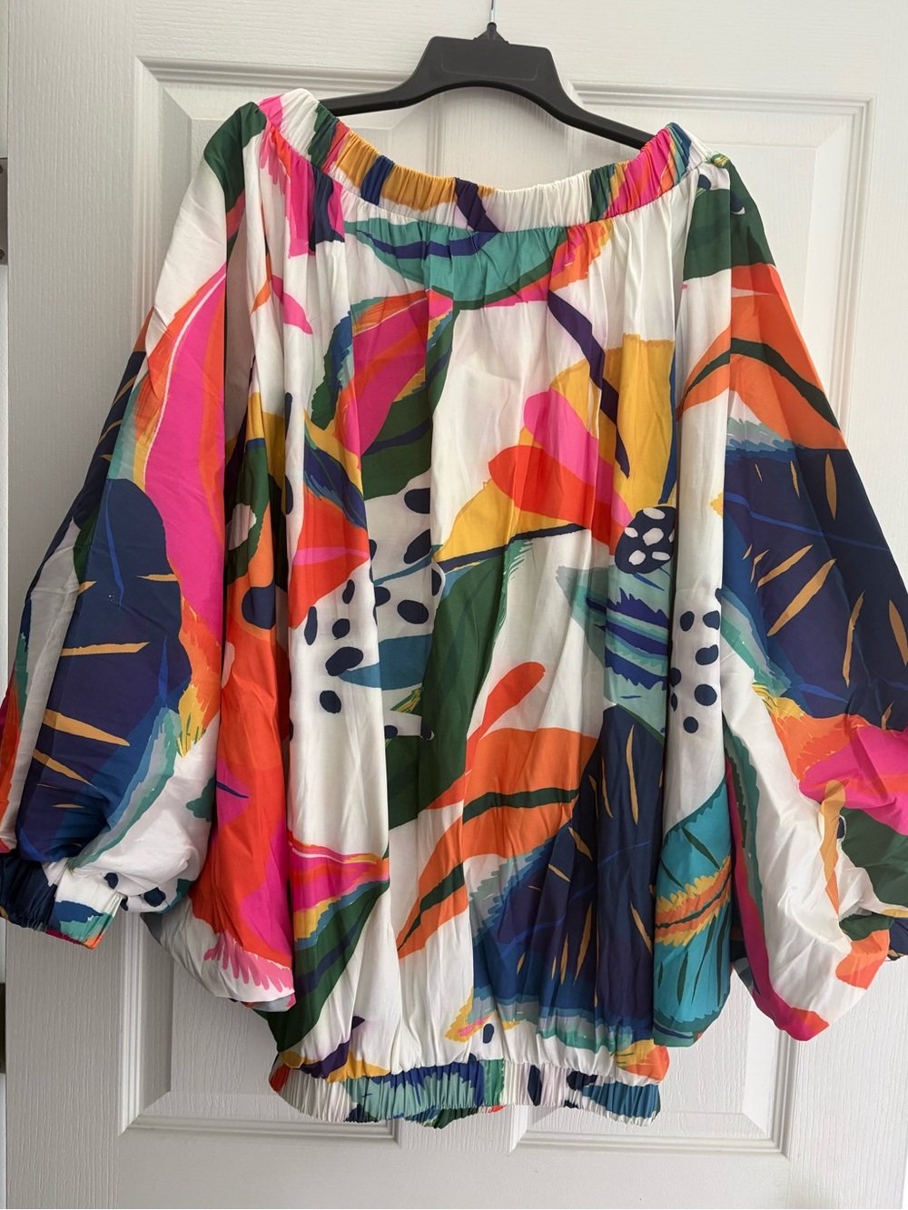 AKIRA White Multi Off-Shoulder Balloon Sleeve Tunic